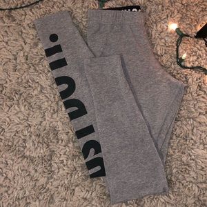 Grey Nike leggings